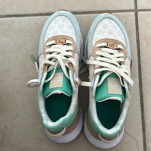 Puma Wild Rider
Animal Crossing New Horizons New! Size 6.5C